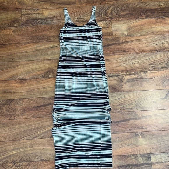 𝅺MODA Victoria Secret XS Maxie Dress - Picture 1 of 1